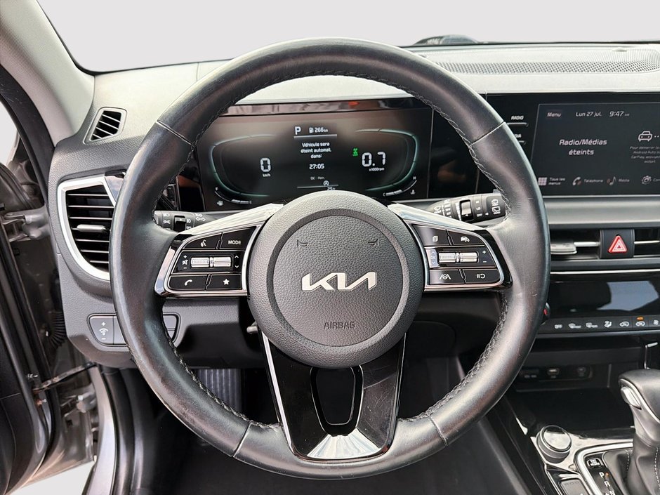 2024 Kia Seltos EX AWD + Sunroof + Leather + Backup camera