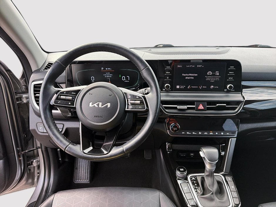 2024 Kia Seltos EX AWD + Sunroof + Leather + Backup camera