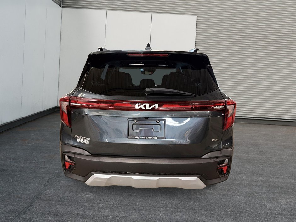 2024 Kia Seltos LX AWD + CARPLAY + BACK UP CAMERA