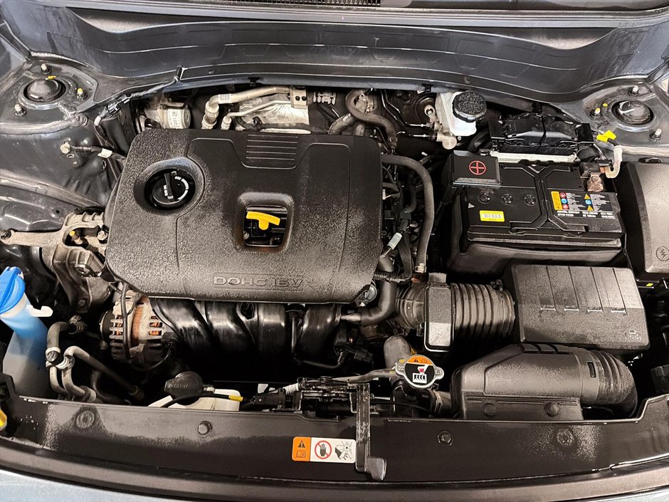 2024 Kia Seltos LX AWD + CARPLAY + BACK UP CAMERA