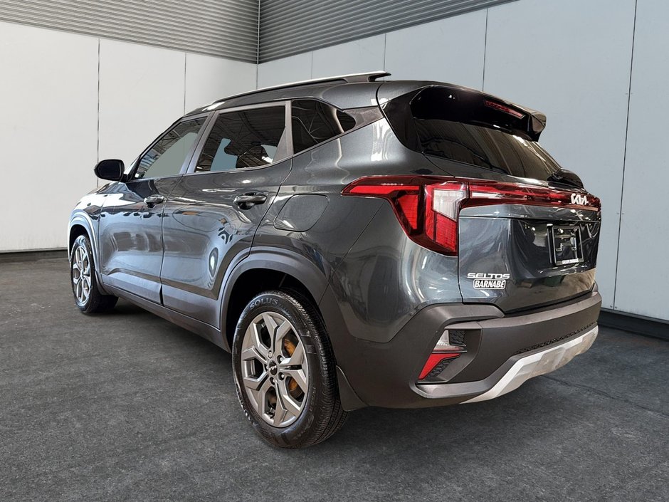 2024 Kia Seltos LX AWD + CARPLAY + BACK UP CAMERA