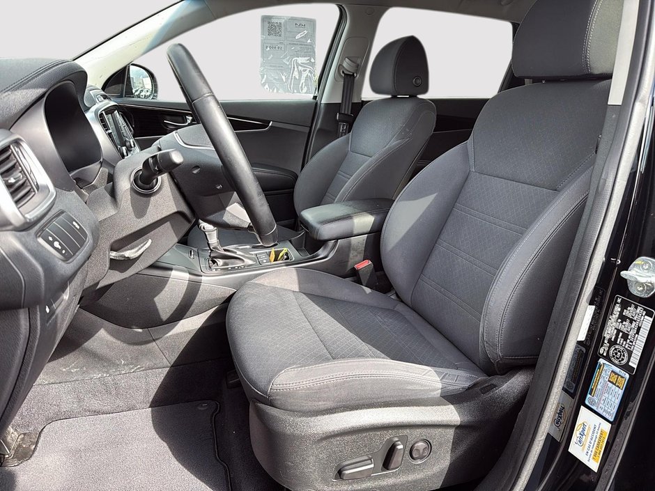 Kia Sorento LX 2019-8
