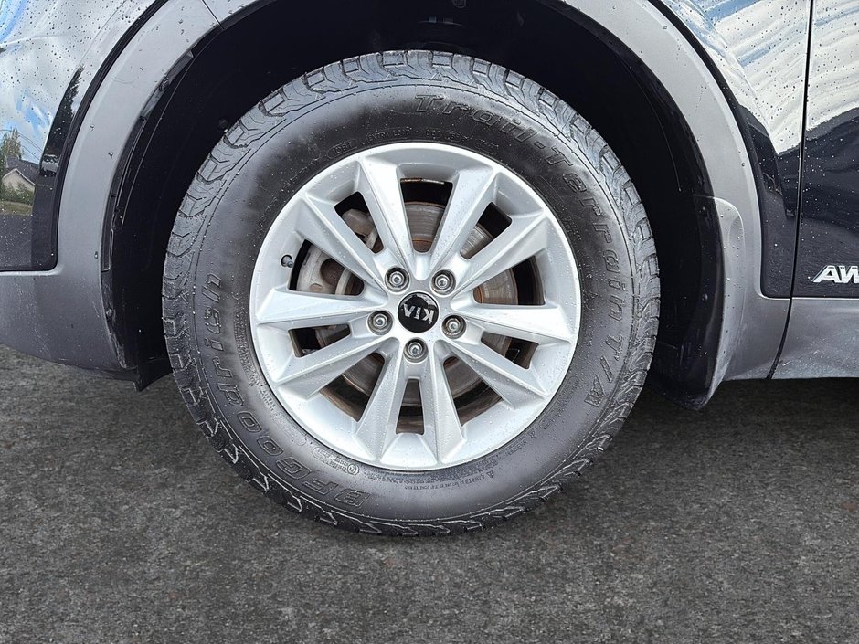 Kia Sorento LX 2019-6