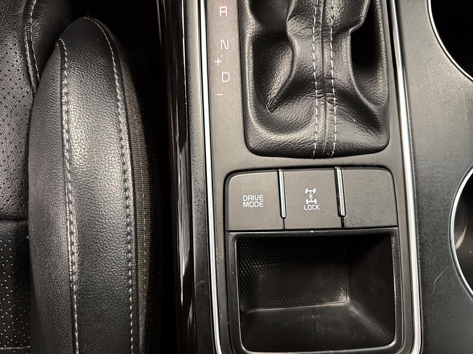 2019 Kia Sorento EX+ AWD + Panoramic roof + Leather + Carplay