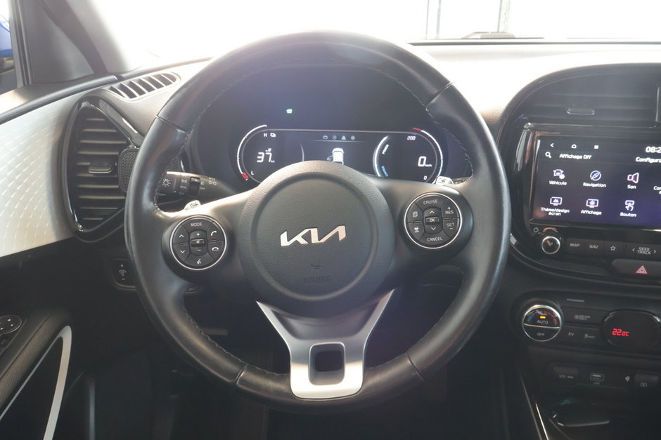 2022 Kia SOUL EV EV Premium Navigation-10