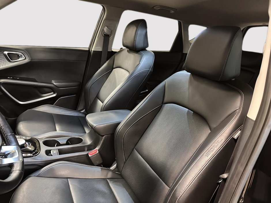 2023 Kia Soul EV LIMITED-8