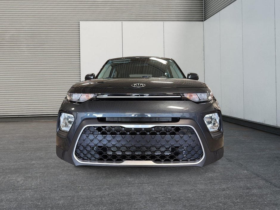 2021 Kia Soul LX A/C + Backup camera