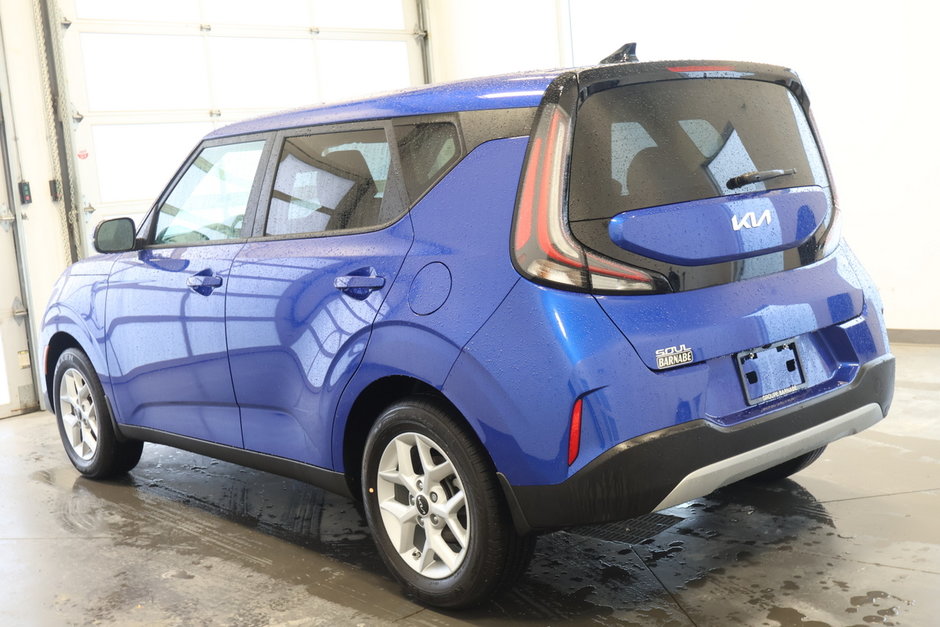 2024 Kia Soul EX | Like New ! |