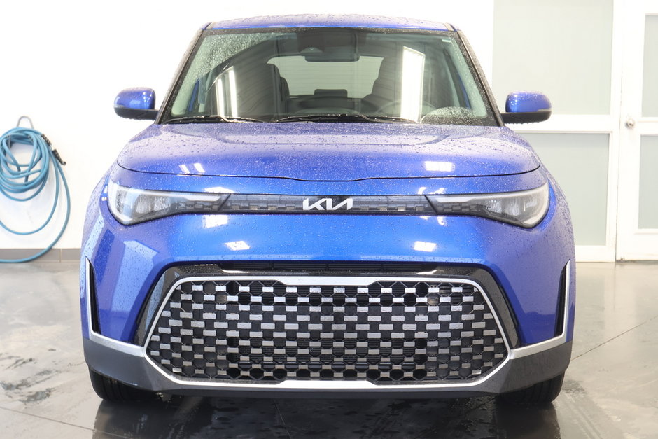 2024 Kia Soul EX | Like New ! |