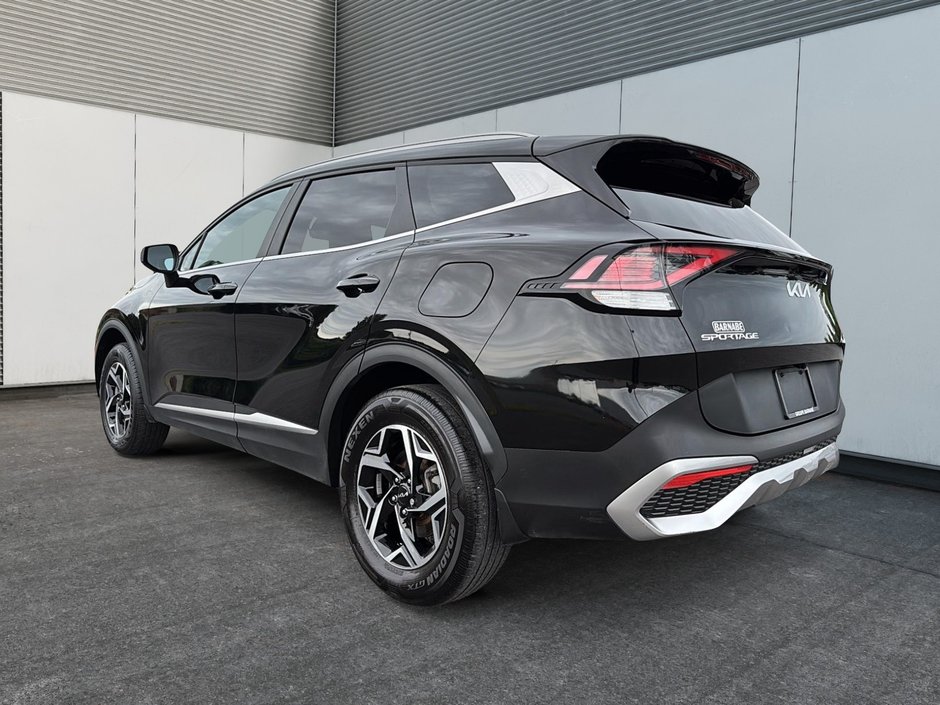 2023 Kia SPORTAGE LX AWD LX-3