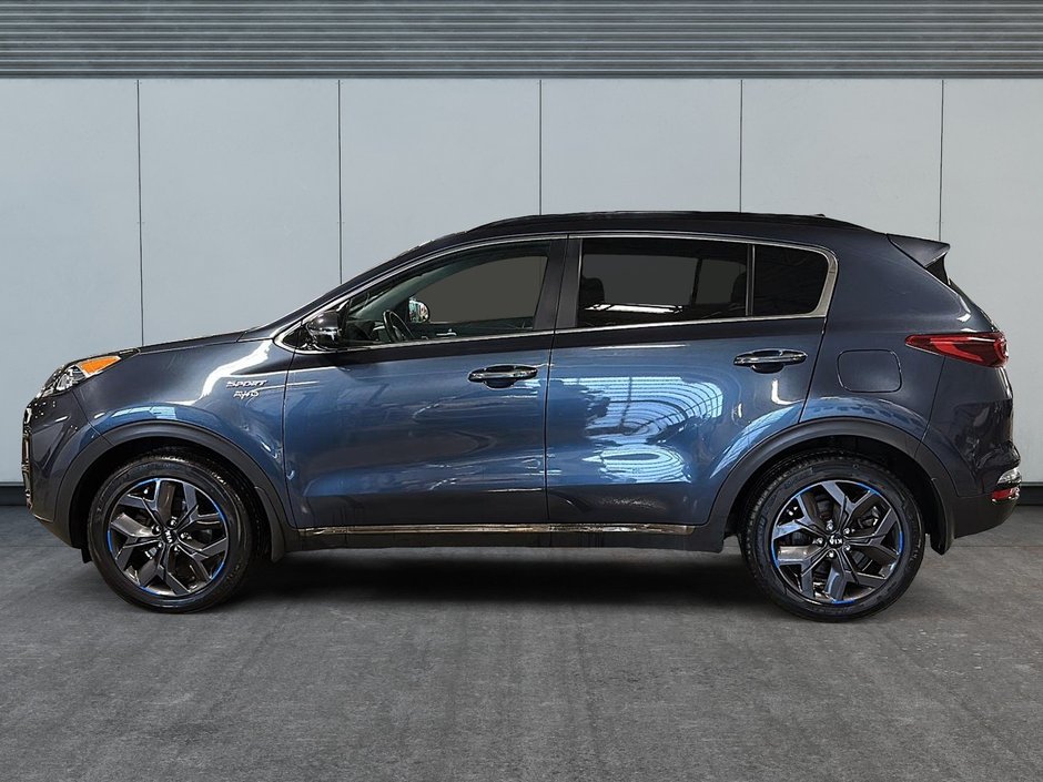 2021 Kia Sportage EX AWD + Panoramic roof + Carplay