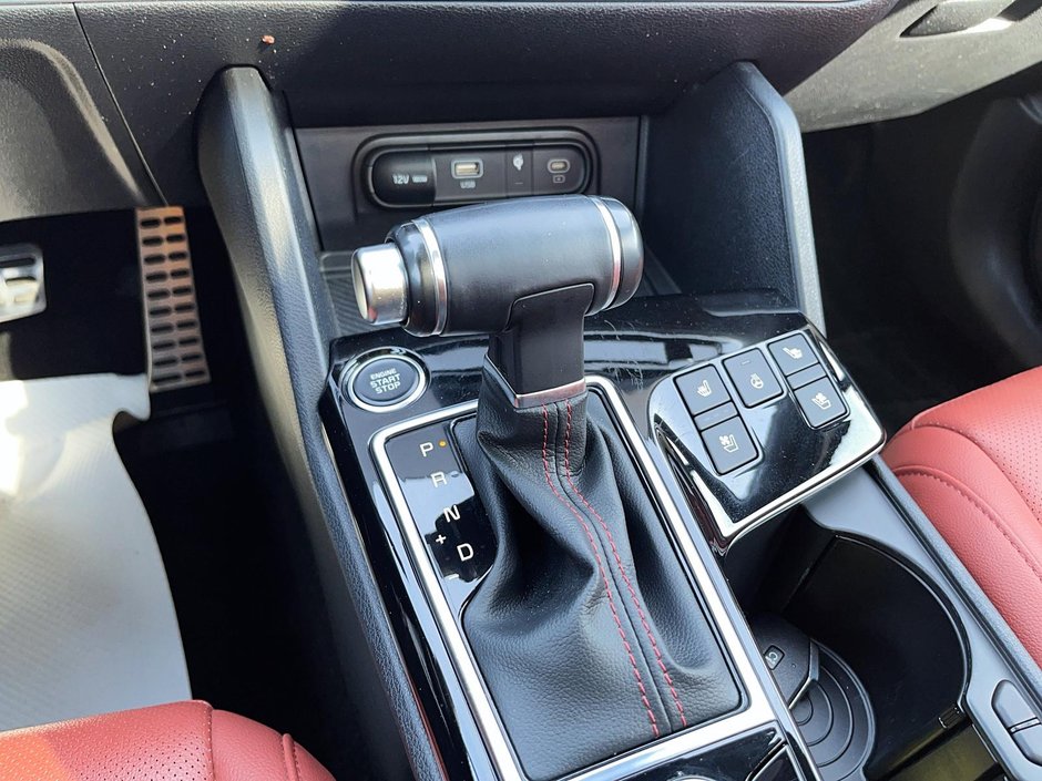2023 Kia Sportage EX Premium AWD + Sunroof + Leather + Backup camera