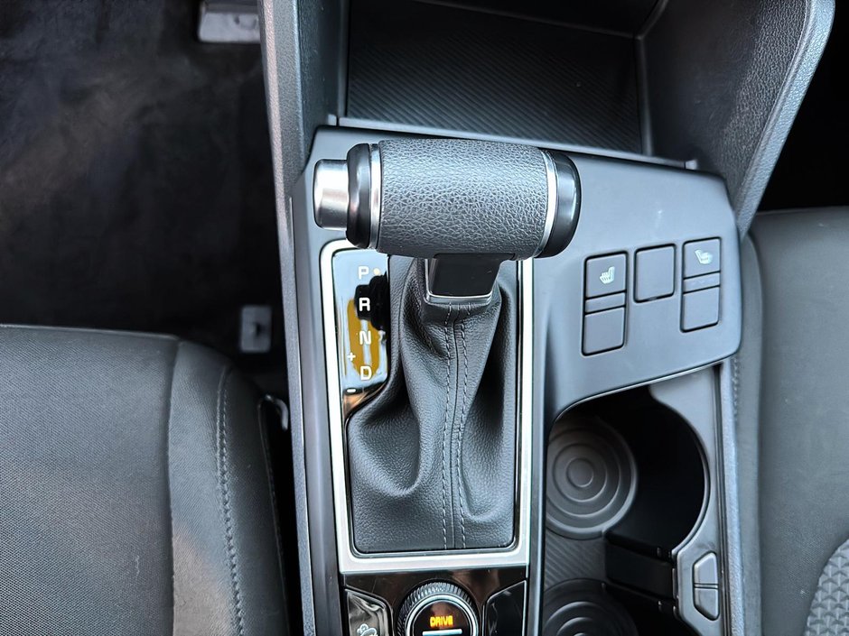 2024 Kia Sportage LX Heated seats - Apple Car Play