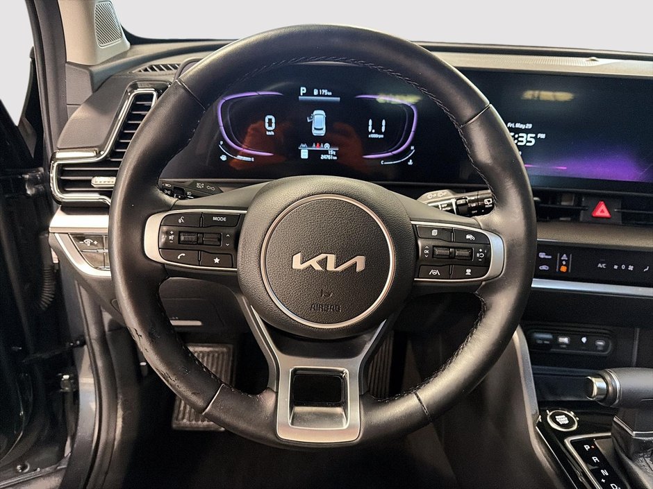 2024 Kia Sportage EX AWD + Sunroof + Leather + Backup camera