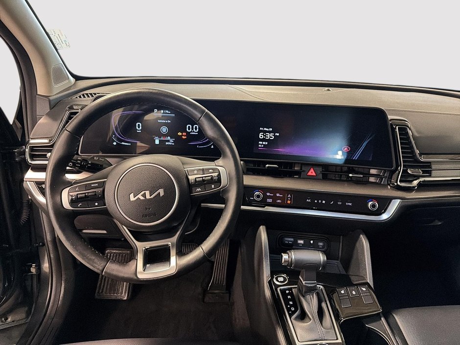 2024 Kia Sportage EX AWD + Sunroof + Leather + Backup camera