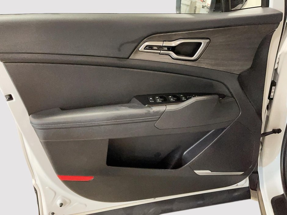 Kia Sportage X-line 2025 AWD + Cuir + Carplay + Caméra de recul