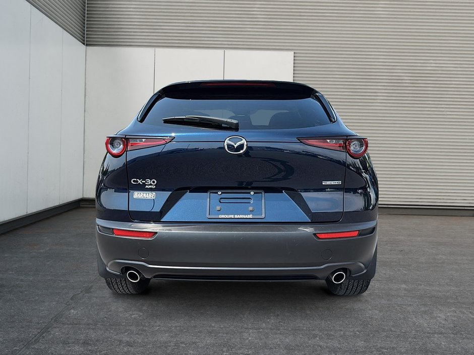 2023 Mazda CX-30 GS Carplay + heated seats + Back up cam