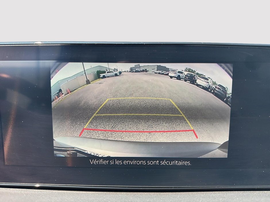2023 Mazda CX-30 GS Carplay + heated seats + Back up cam