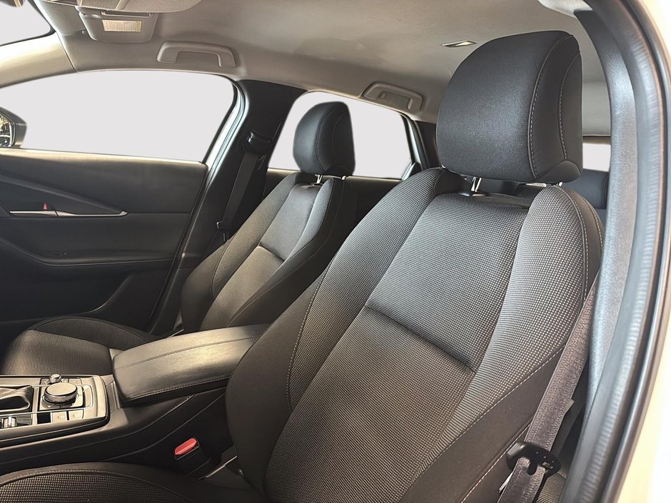 2023 Mazda CX-30 GX AWD + Heated seats + Back up cam