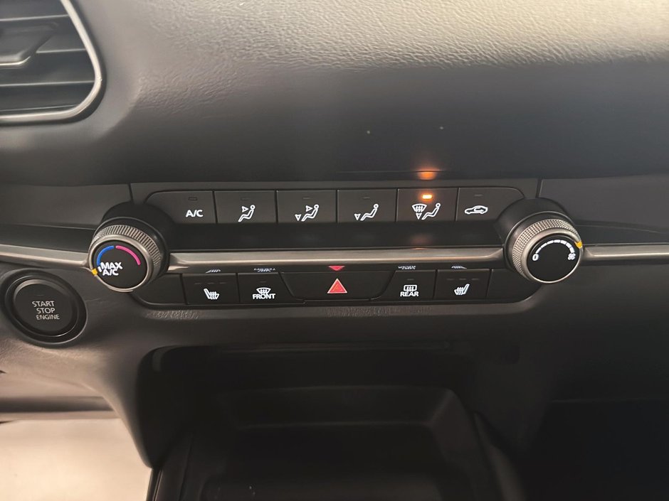 2023 Mazda CX-30 GX AWD + Heated seats + Back up cam