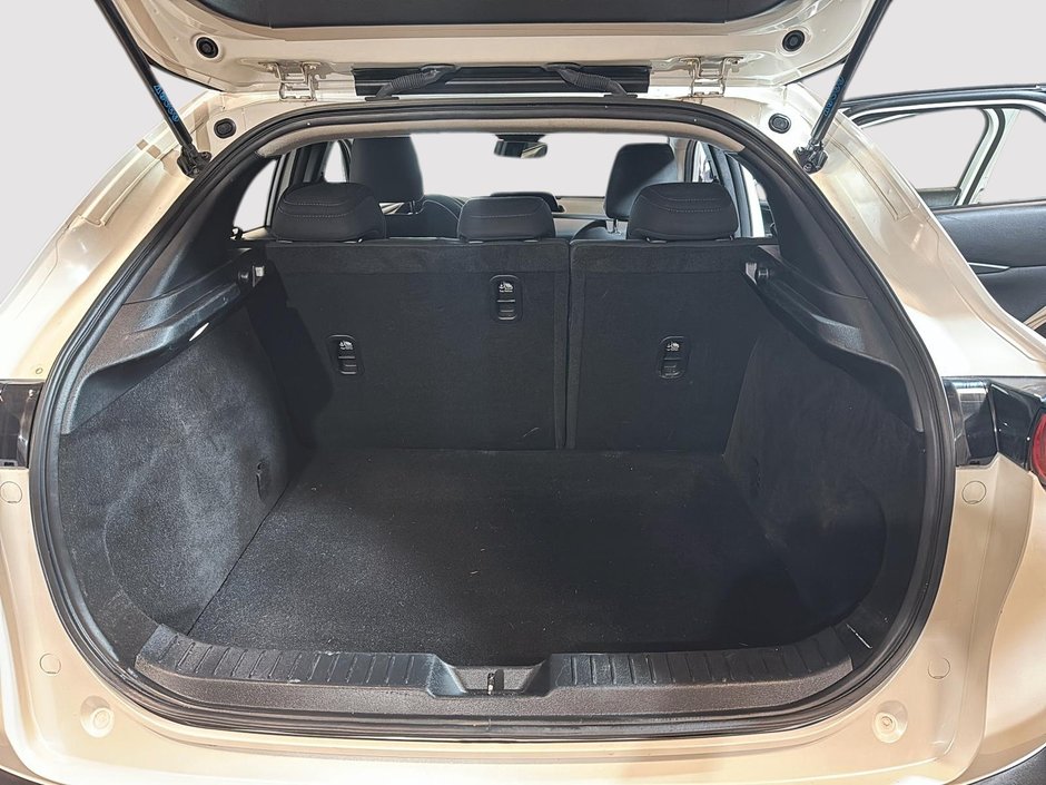 2023 Mazda CX-30 GX AWD + Heated seats + Back up cam