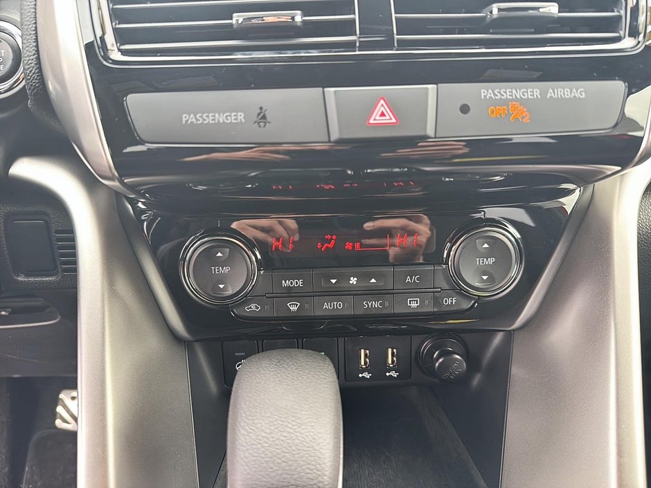 2023 Mitsubishi Eclipse Cross SE-13