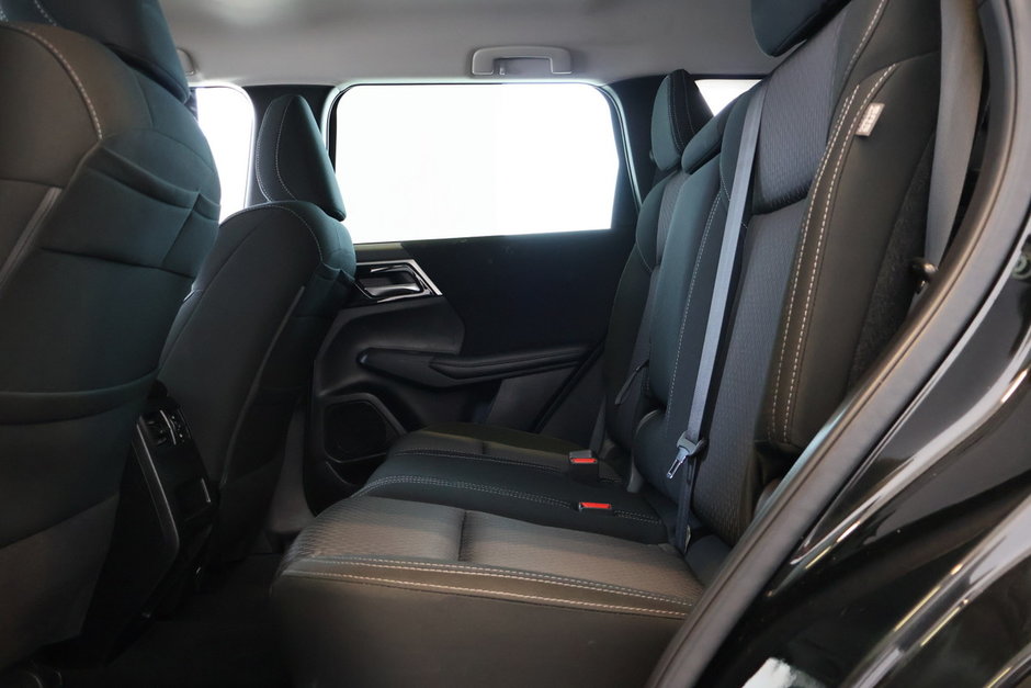 2022 Mitsubishi Outlander ES AWC