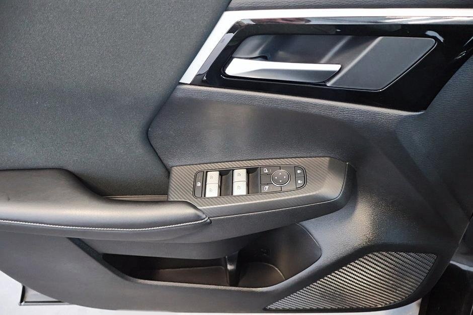 Mitsubishi Outlander ES AWC 2022-20