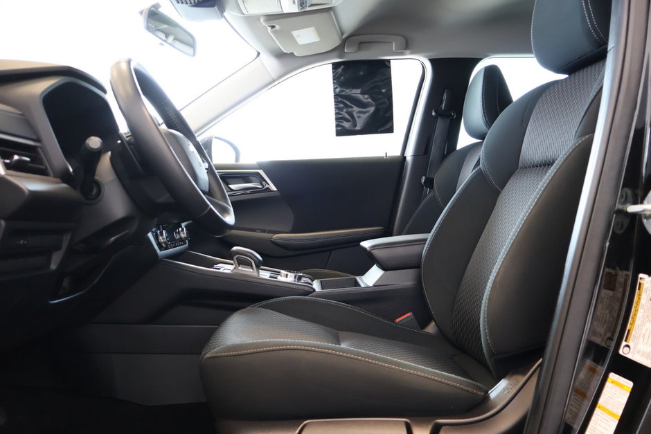 2022 Mitsubishi Outlander ES AWC