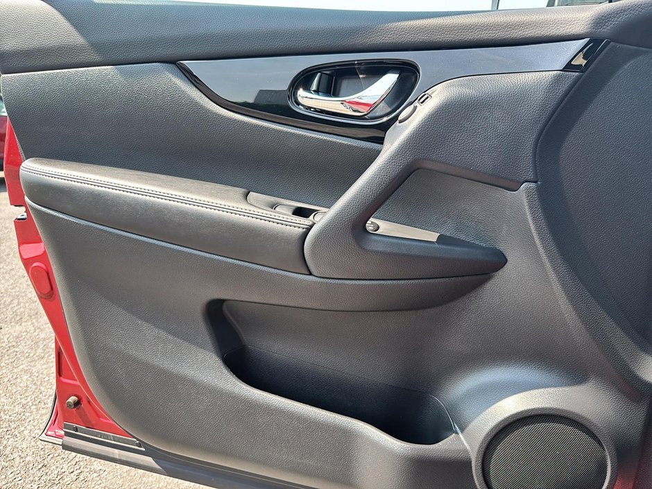 Nissan Qashqai SL 2021 AWD + Cuir + toit Panoramique + Caméra vue 360