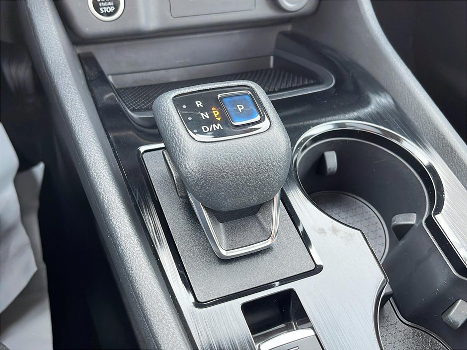 2021 Nissan Rogue SV AWD + Heated seats + Carplay