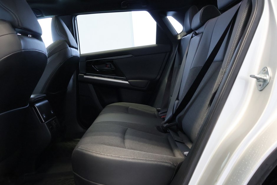 2024 Toyota BZ4X XLE AWD TOIT-PANORAMIQUE-13