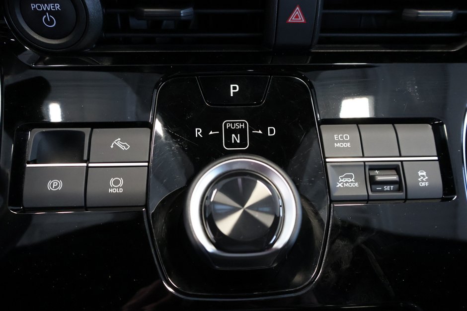 2024 Toyota BZ4X XLE AWD TOIT-PANORAMIQUE-10