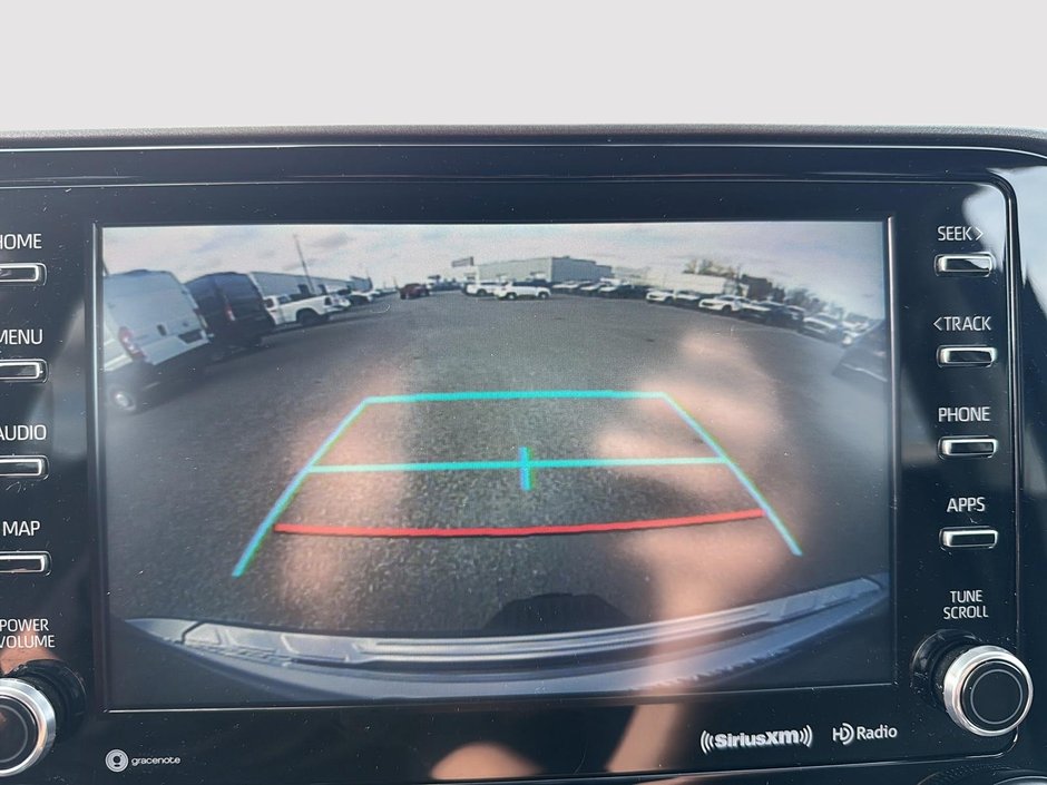 2020 Toyota Highlander LE-16