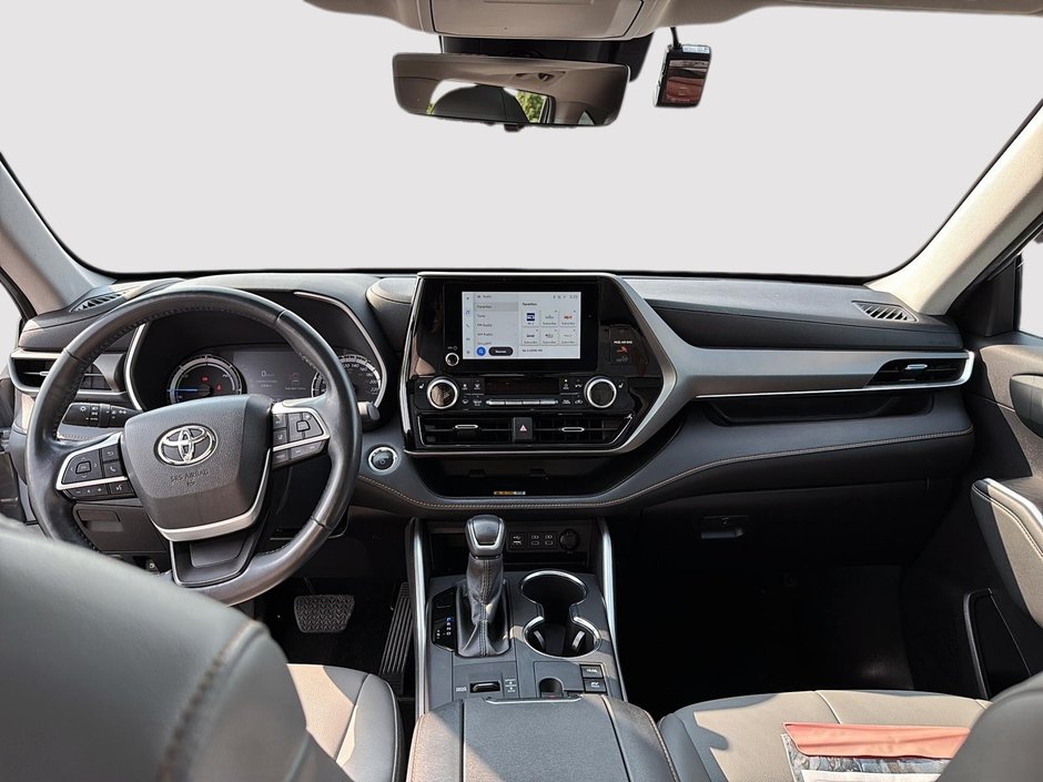 Toyota Highlander Hybrid XLE AWD 2023 SIÈGES MEMOIRES - VOLANT CHAUFFANT - NAVIGATION