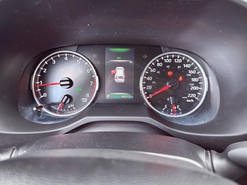 Toyota RAV4 LE 2021 Sièges chauffants - Apple Car Play