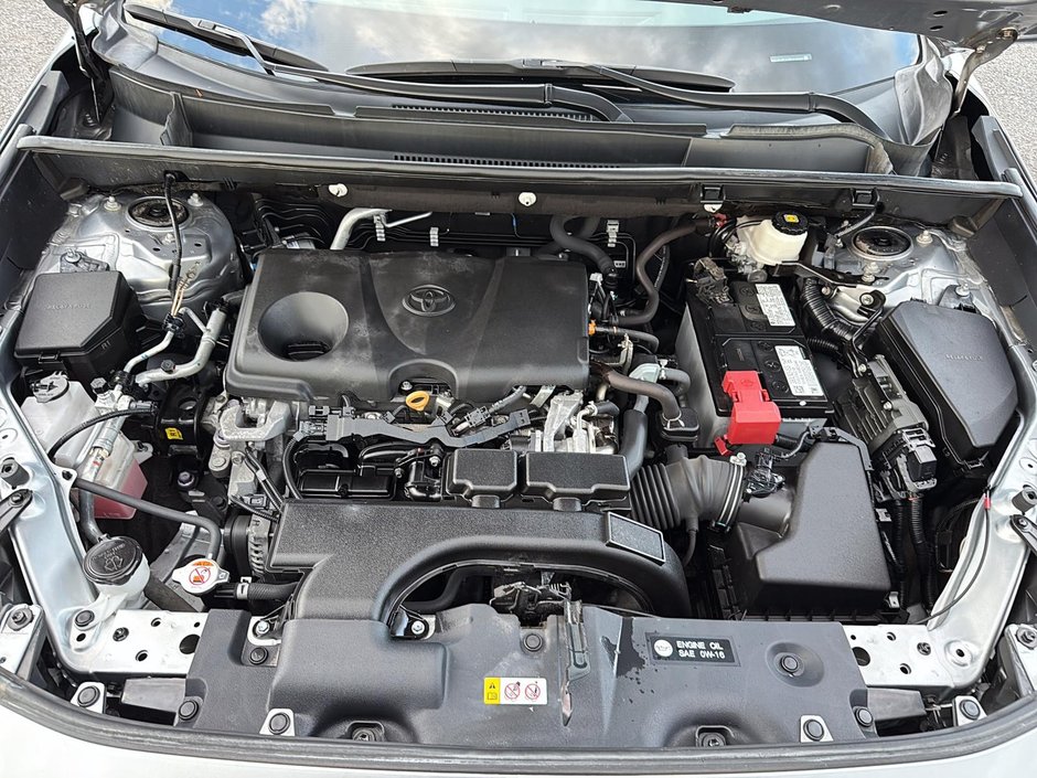 Toyota RAV4 LE 2021 Sièges chauffants - Apple Car Play