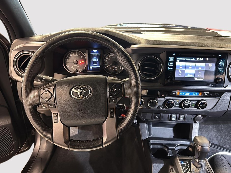 2018 Toyota Tacoma SR5-8