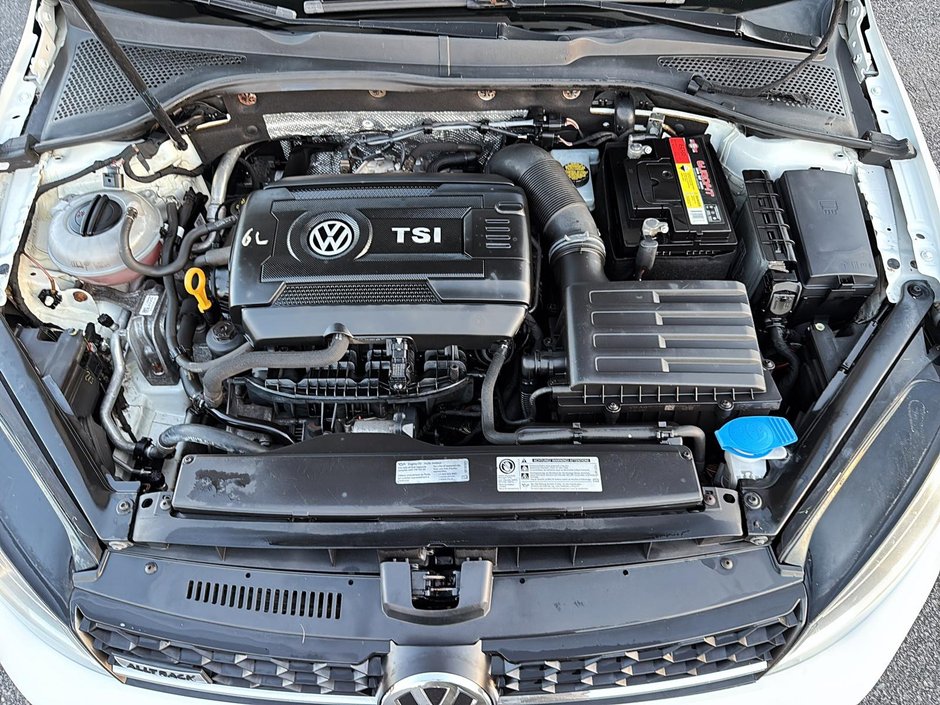 Volkswagen GOLF ALLTRACK Highline 2017 Toit panoramique - Sièges électrique - DSG - AWD