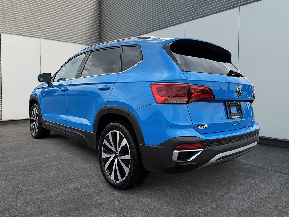 2023 Volkswagen Taos Comfortline AWD + Heated seats + CarPlay