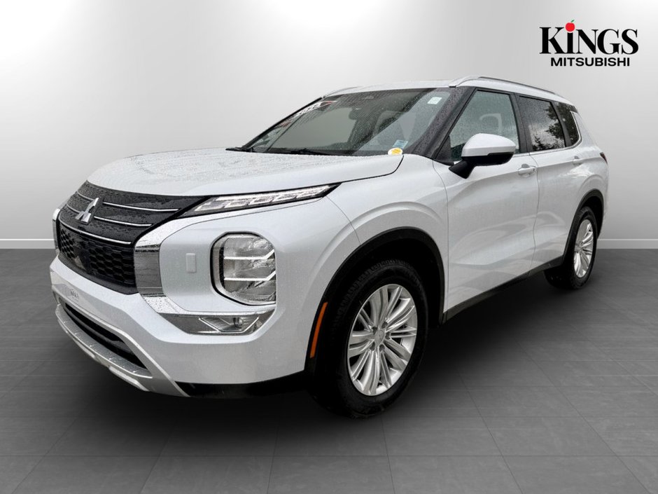 Mitsubishi Outlander LE, keyless entry, Cruise control, Bluetooth 2024 à Kentville, Nouvelle-Écosse
