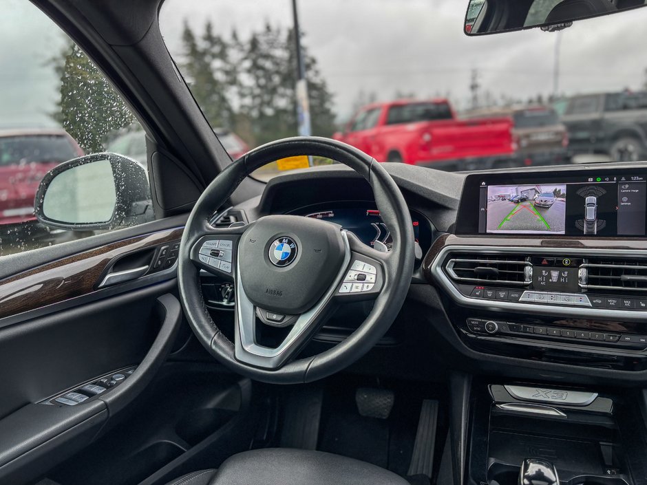 2023 BMW X3 XDrive30i-12