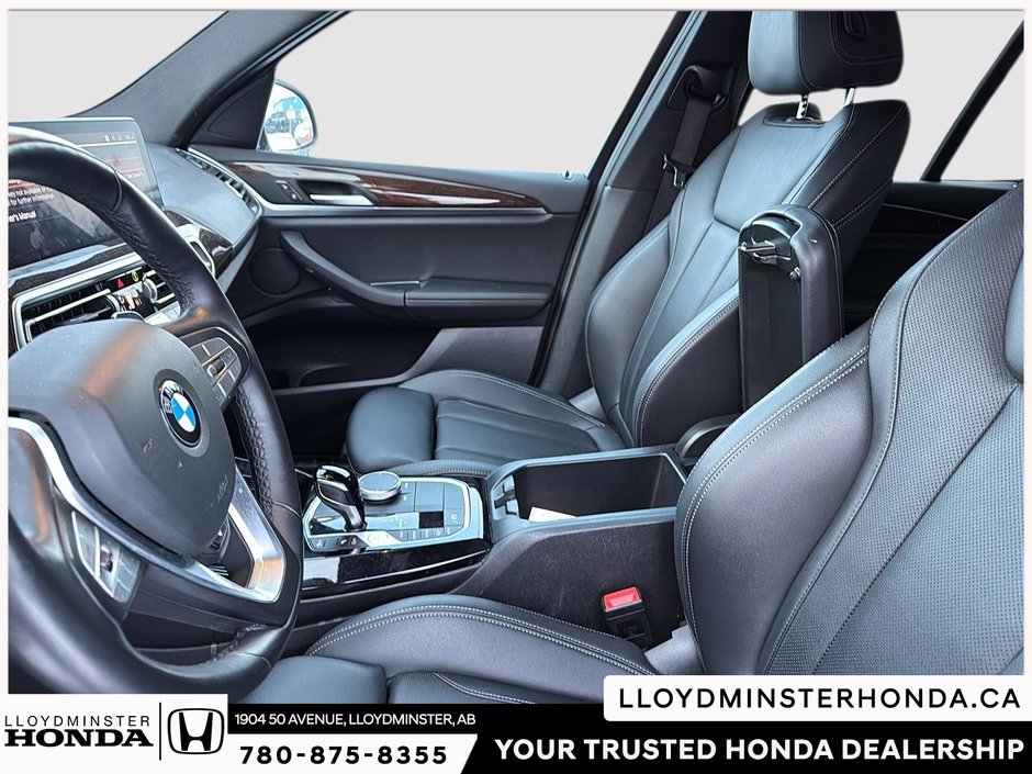 2024 BMW X3 xDrive30i-12