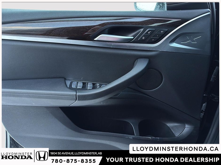 2024 BMW X3 xDrive30i-13