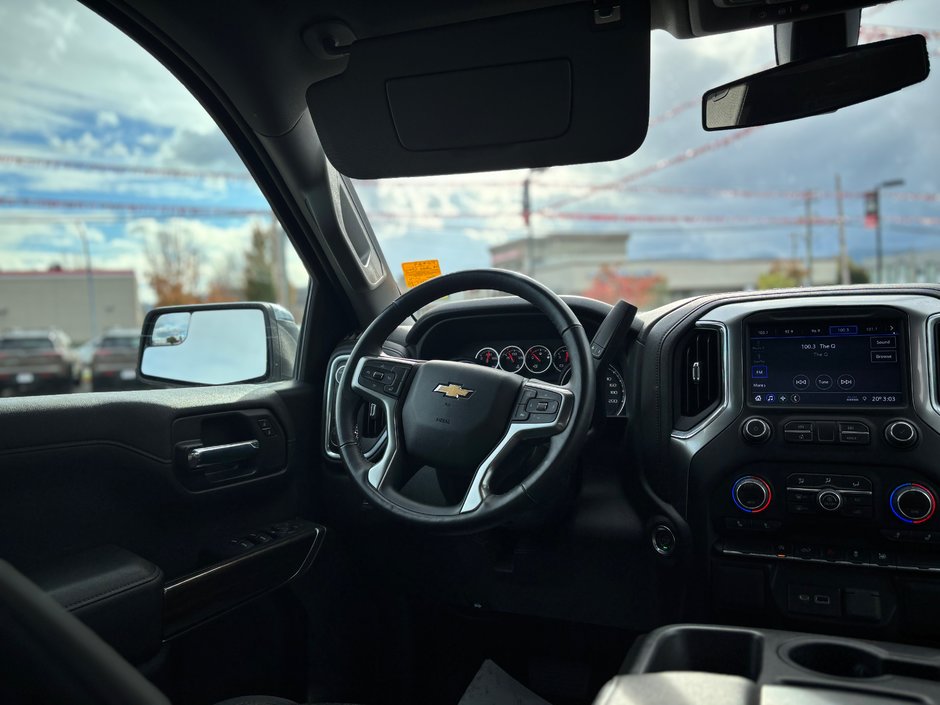 2022 Chevrolet Silverado 1500 LTD LT-8