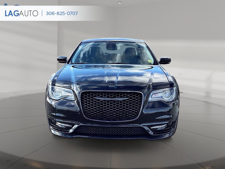 2022 Chrysler 300 Touring L-4