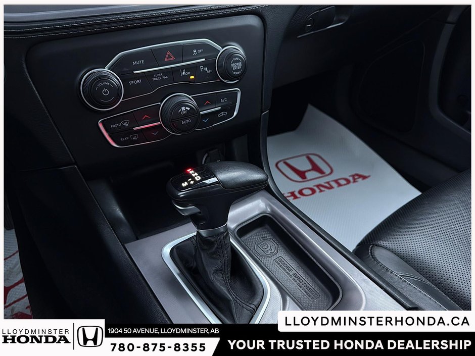 2023 Dodge Charger SXT-19