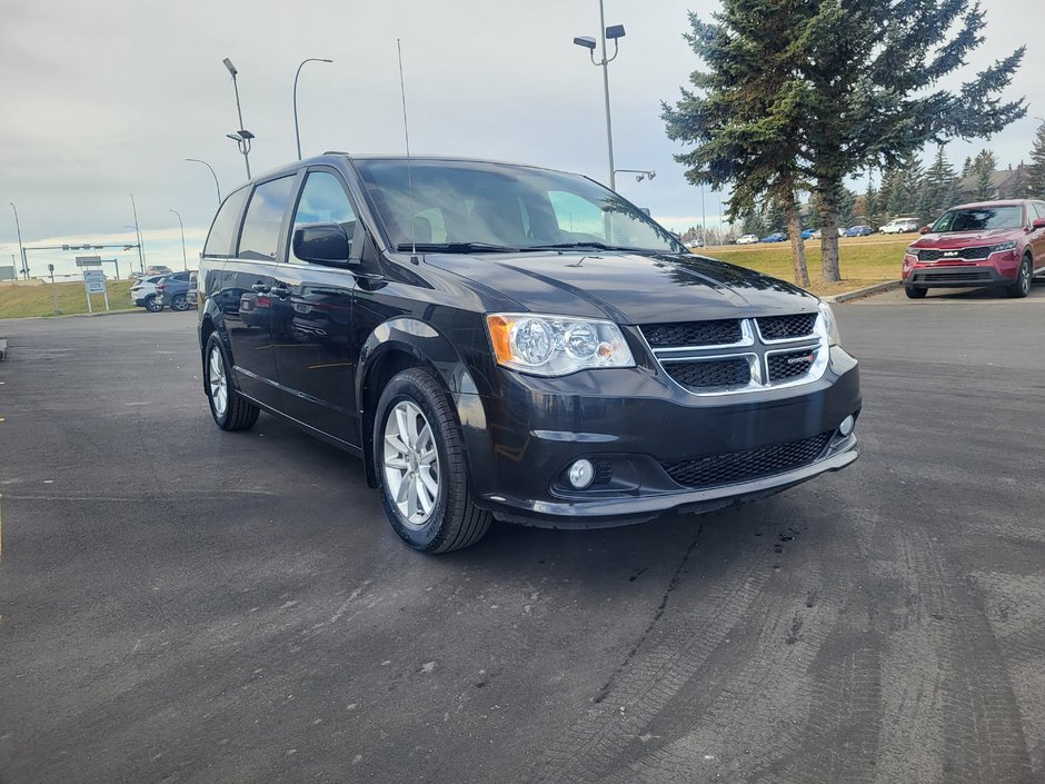 2020 Dodge Grand Caravan Premium Plus-3