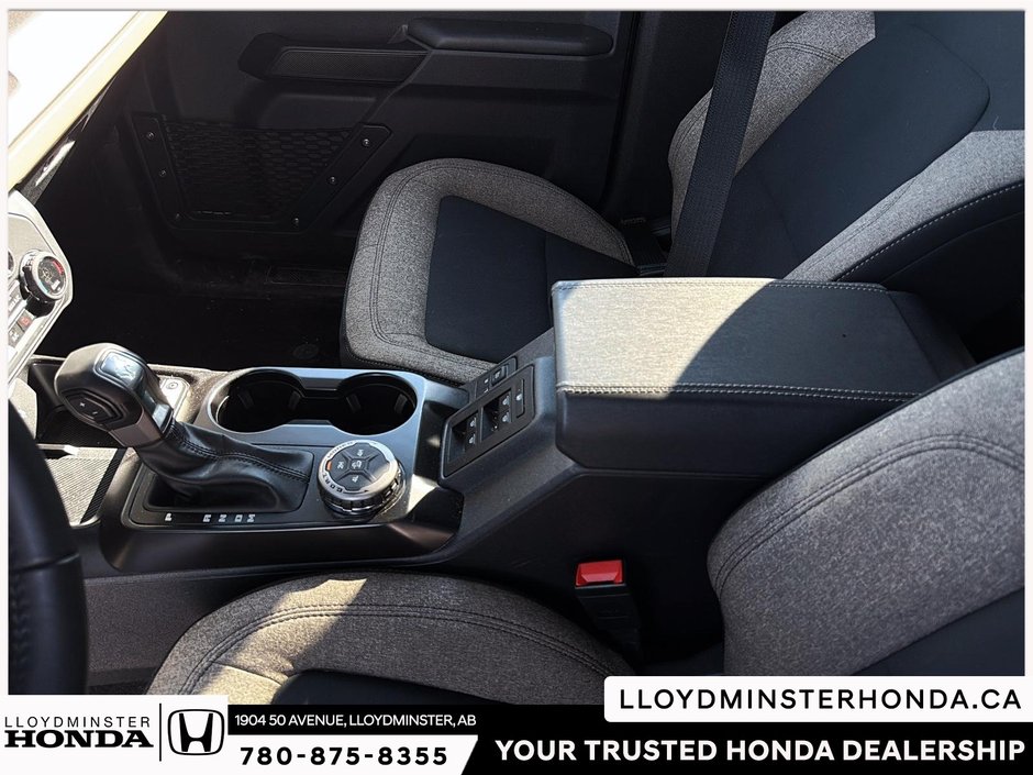 2025 Ford Bronco Big Bend-11