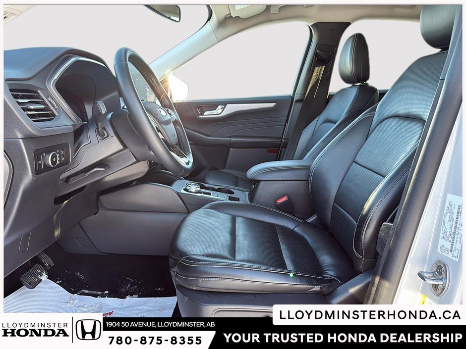 2025 Ford Escape Platinum-8